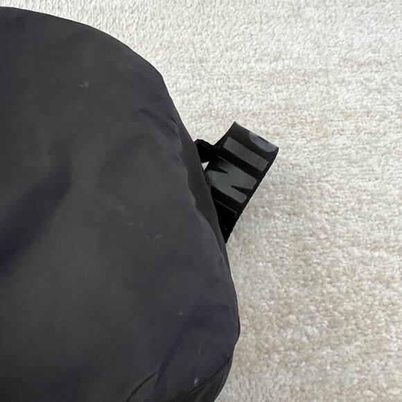 PINK Victoria’s Secret Pineapple Cooler Purse Bag - Picture 7 of 11